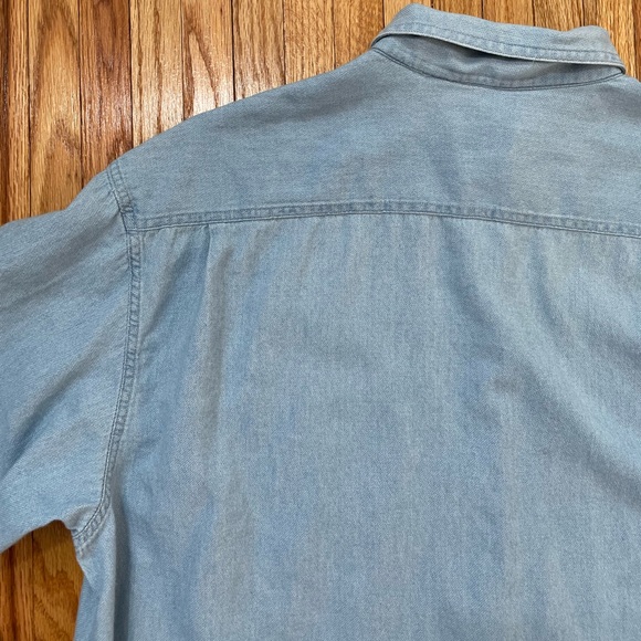 IZOD Light Chambray Buttondown - Picture 9 of 9